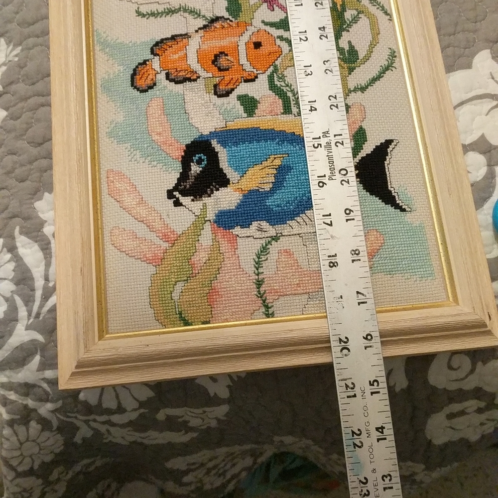 Framed sea life cross stitch - Picture 8 of 8